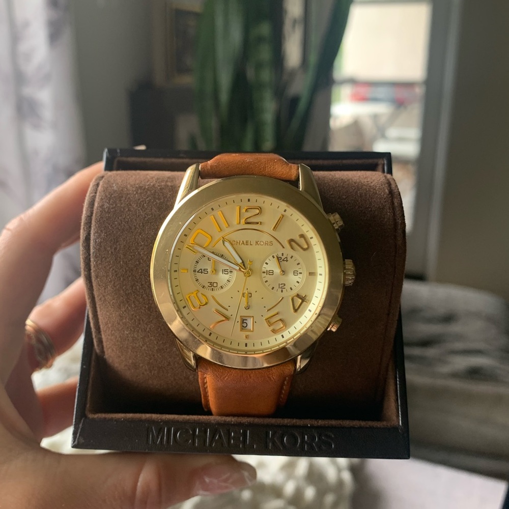 Michael Kors brown leather strap watch